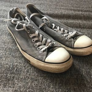Men’s converse size 9